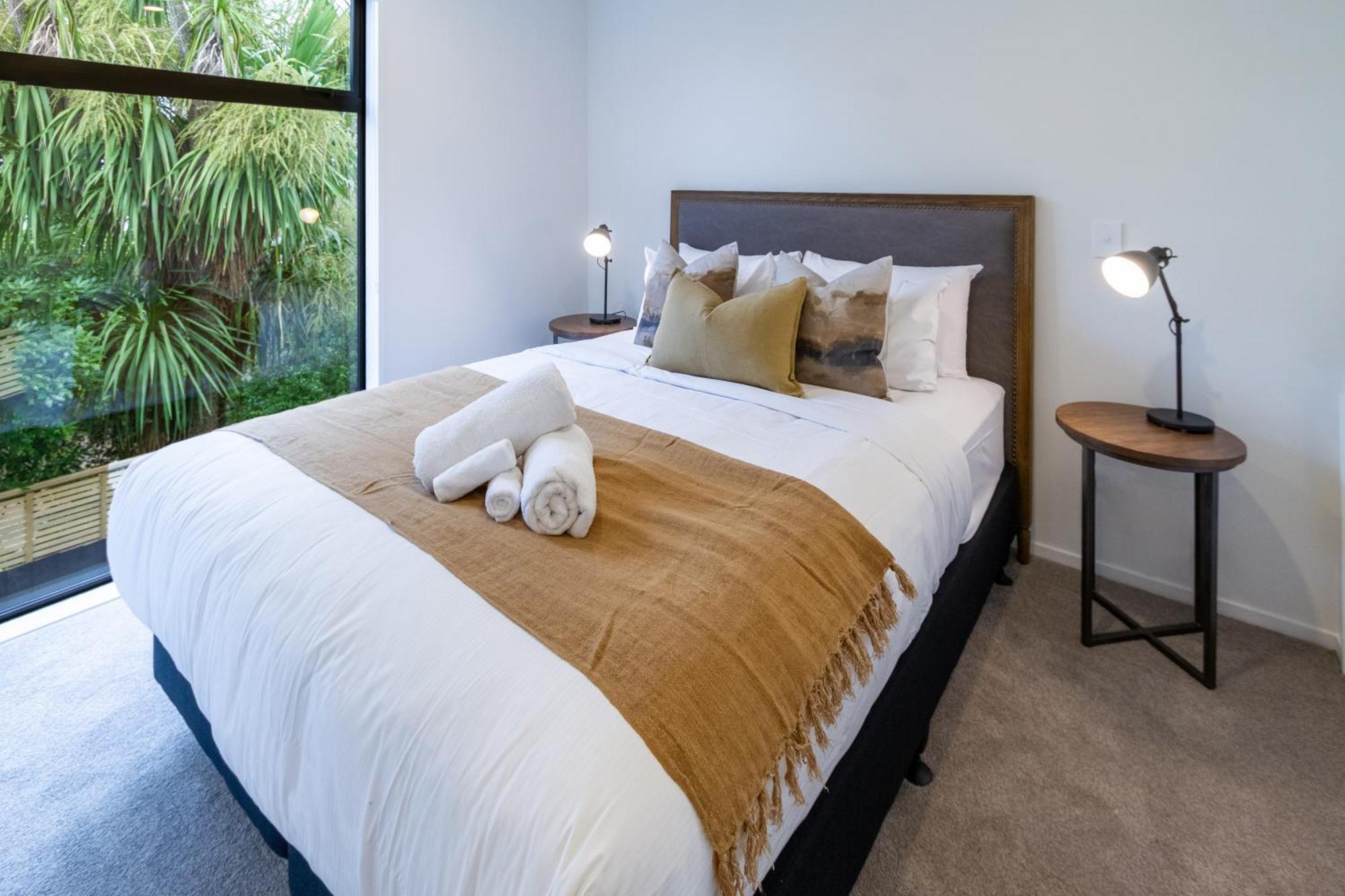 Merivale Gem: 2Br Townhouse Oasis Christchurch Eksteriør billede